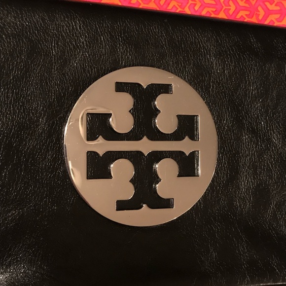Tory Burch Bombe Reva Clutch - Picture 3 of 5